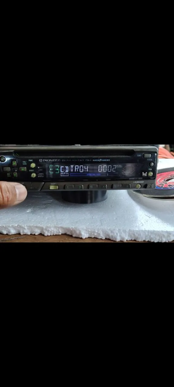 Som Automotivo Pioneer CD Player DEH-P645P
