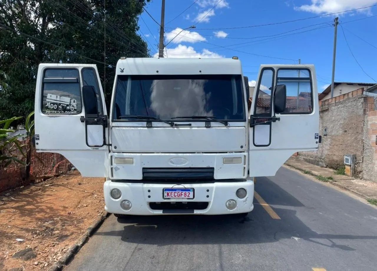 FORD CARGO 1421 2000/00 CARROCERIA  - Foto 2