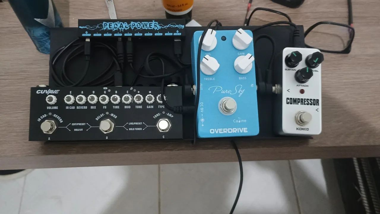 pedais de guitarra64520755160065120