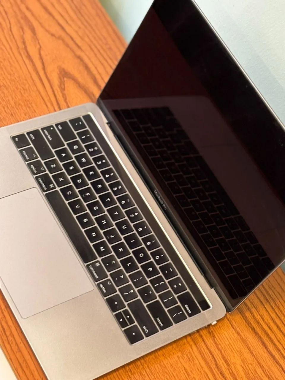 MacBookPro 2017 タッチバーモデル 8GB 256GB MacBook Pro (13
