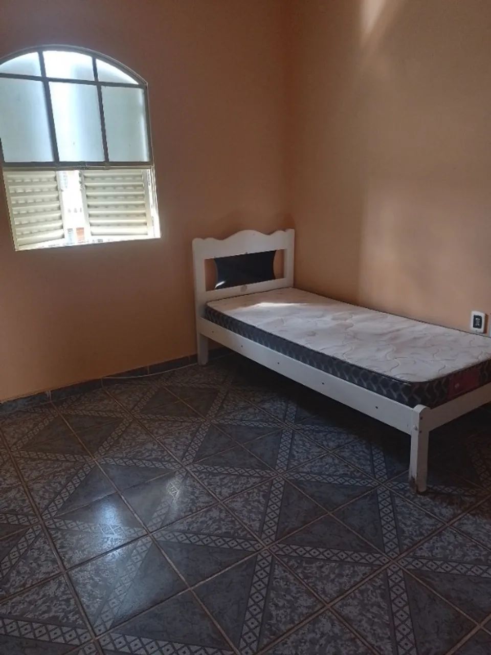 QUATRO PARA MOÇA NO GUARÁ  - Foto 3