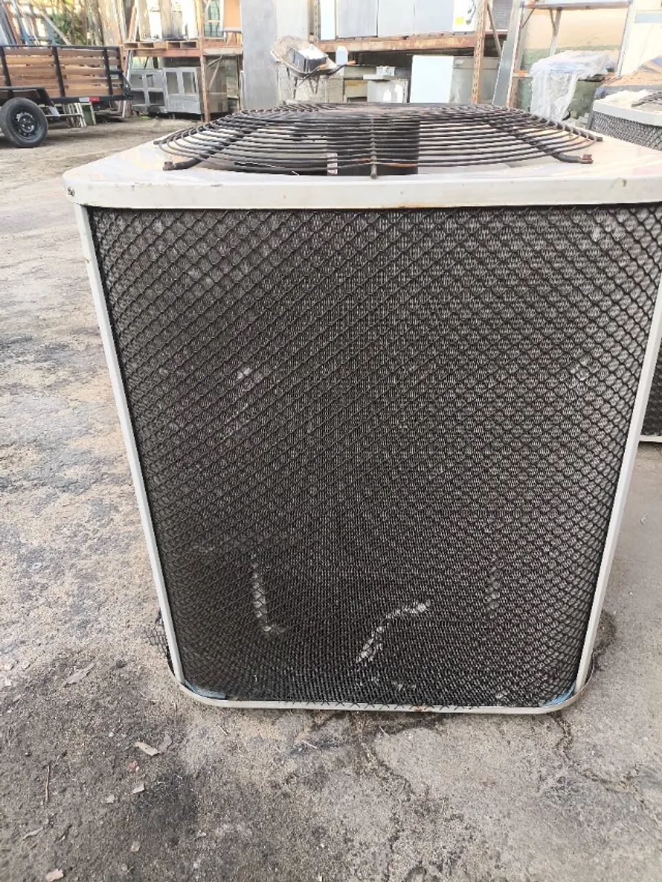Condensadora 60.000 BTUs 220v - Foto 4