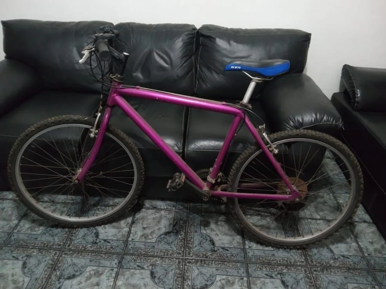 Bicicleta Aro 26 Roxa - Para Passeios e Trilhas