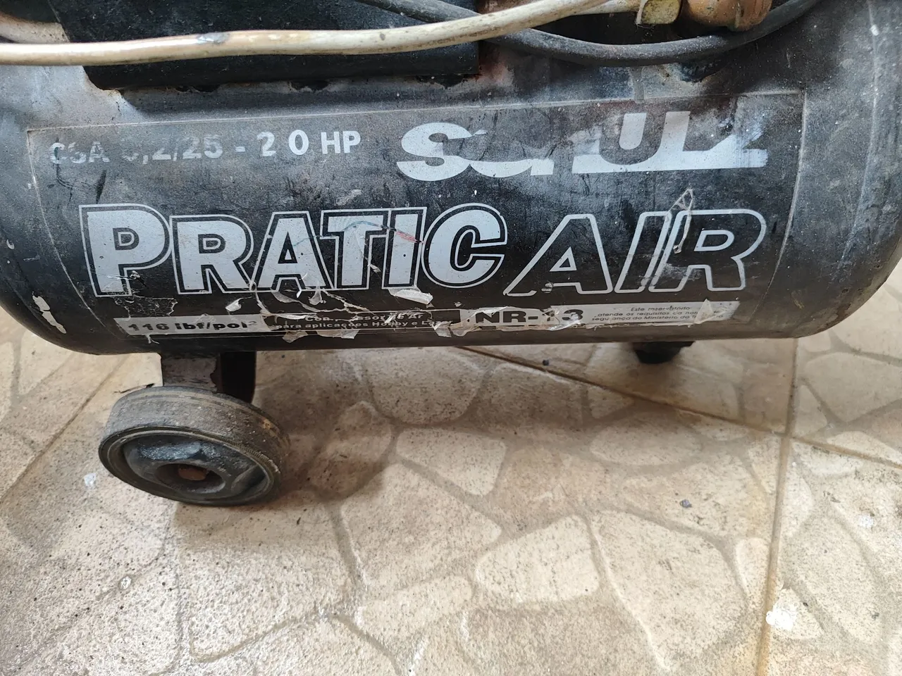 Compressor de Ar Schulz Pratic Air 20 HP