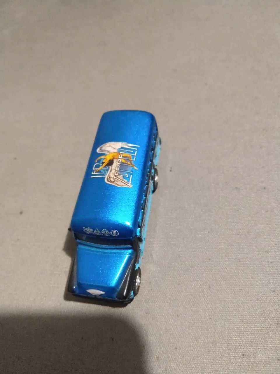 Miniatura Onibus Led Zeppelin Chevy Bus 56 - Foto 4