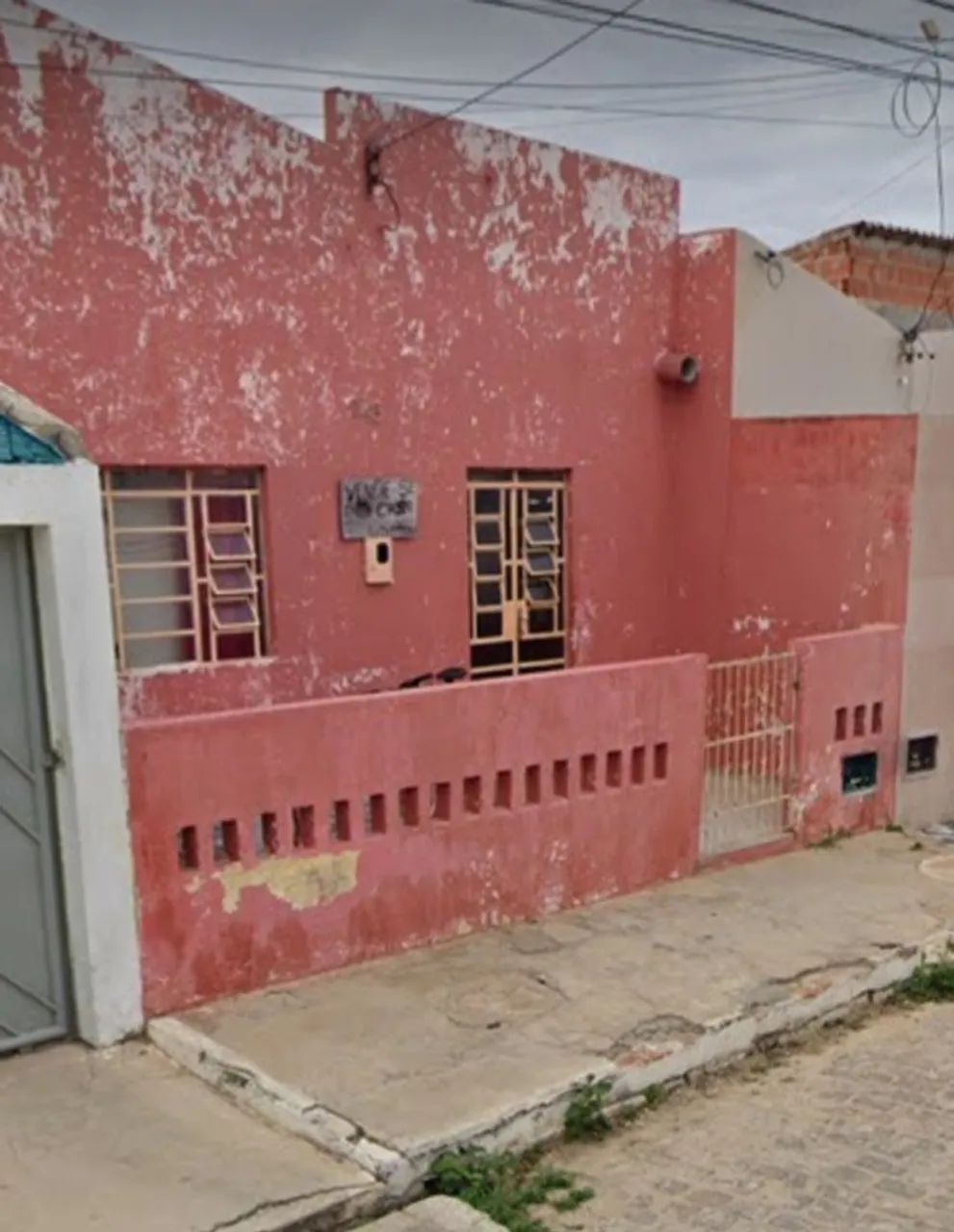Olá vende se um imóvel LOMANTO JUNIOR JUAZEIRO BAHIA