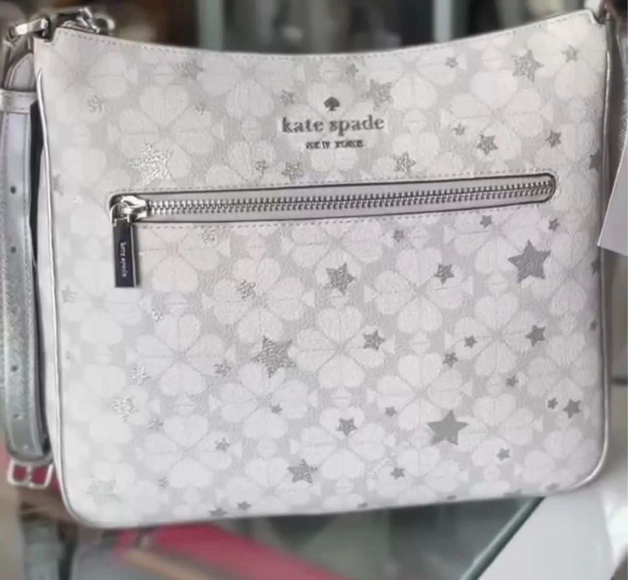 Bolsa Kate Spade New York Prateada com Estampas NOVA - Foto 2
