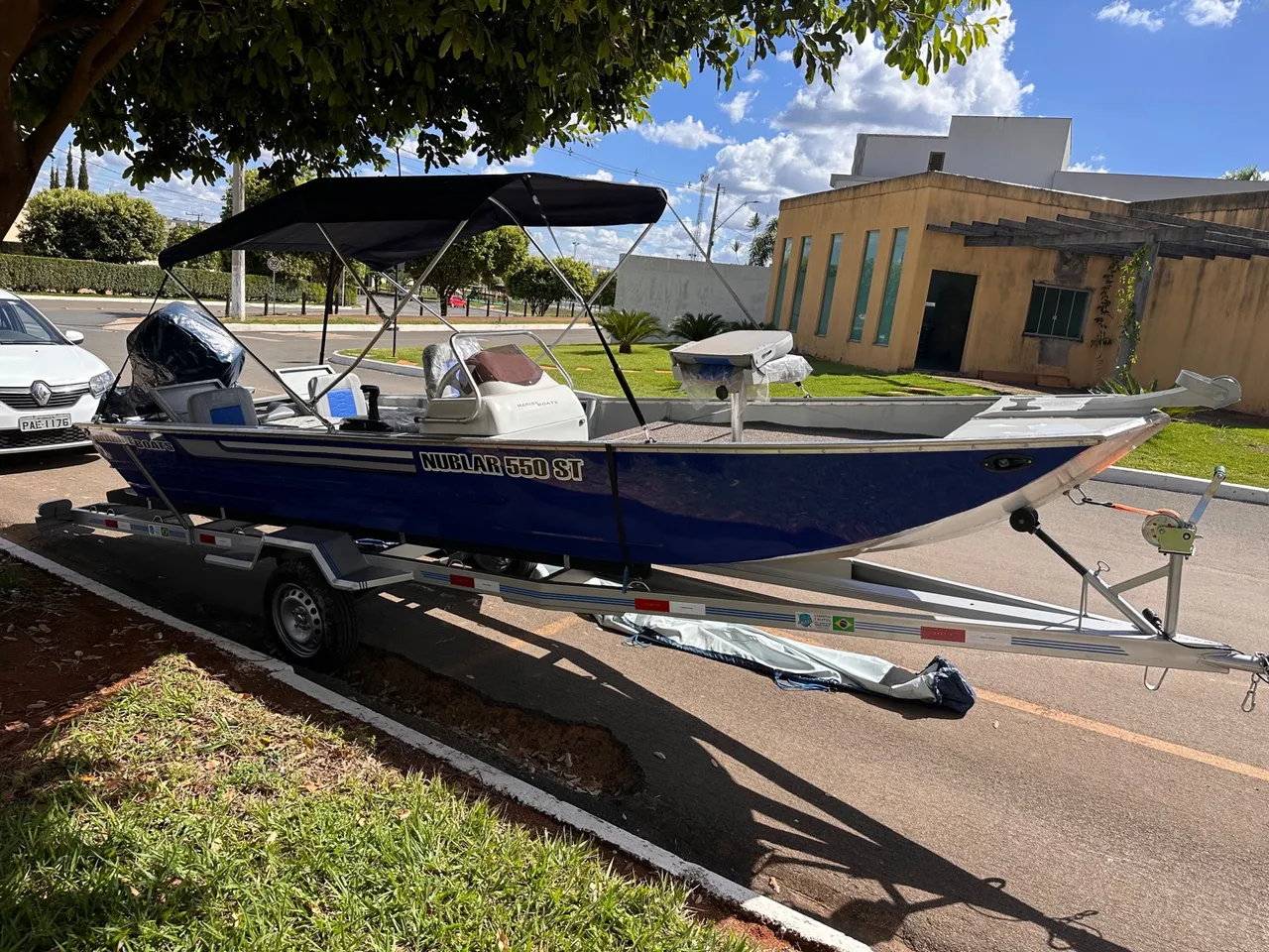 Lancha Zero km 2023 sem uso Motor 50hp