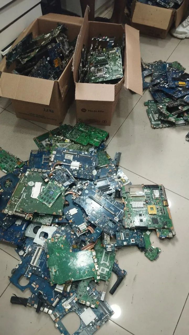 Compramos sucata de Placa mãe sucata e informática 