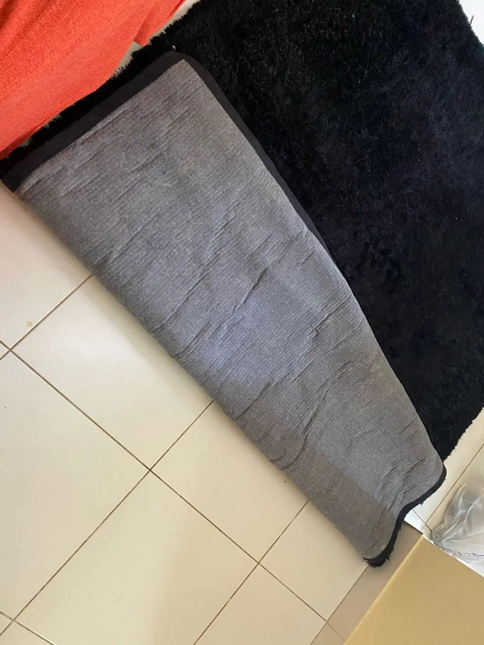Tapete Peludo Preto Da Tok&Stok - Foto 2