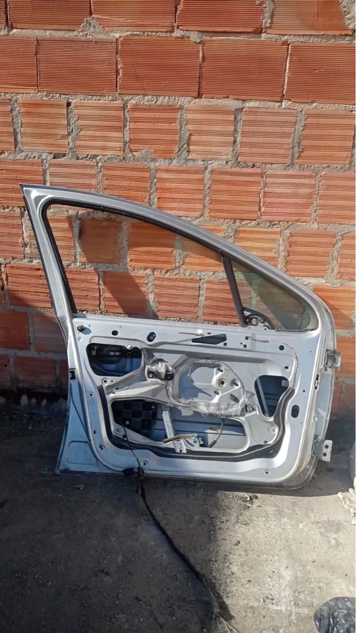 Porta dianteira esquerda Peugeot 307  - Foto 2