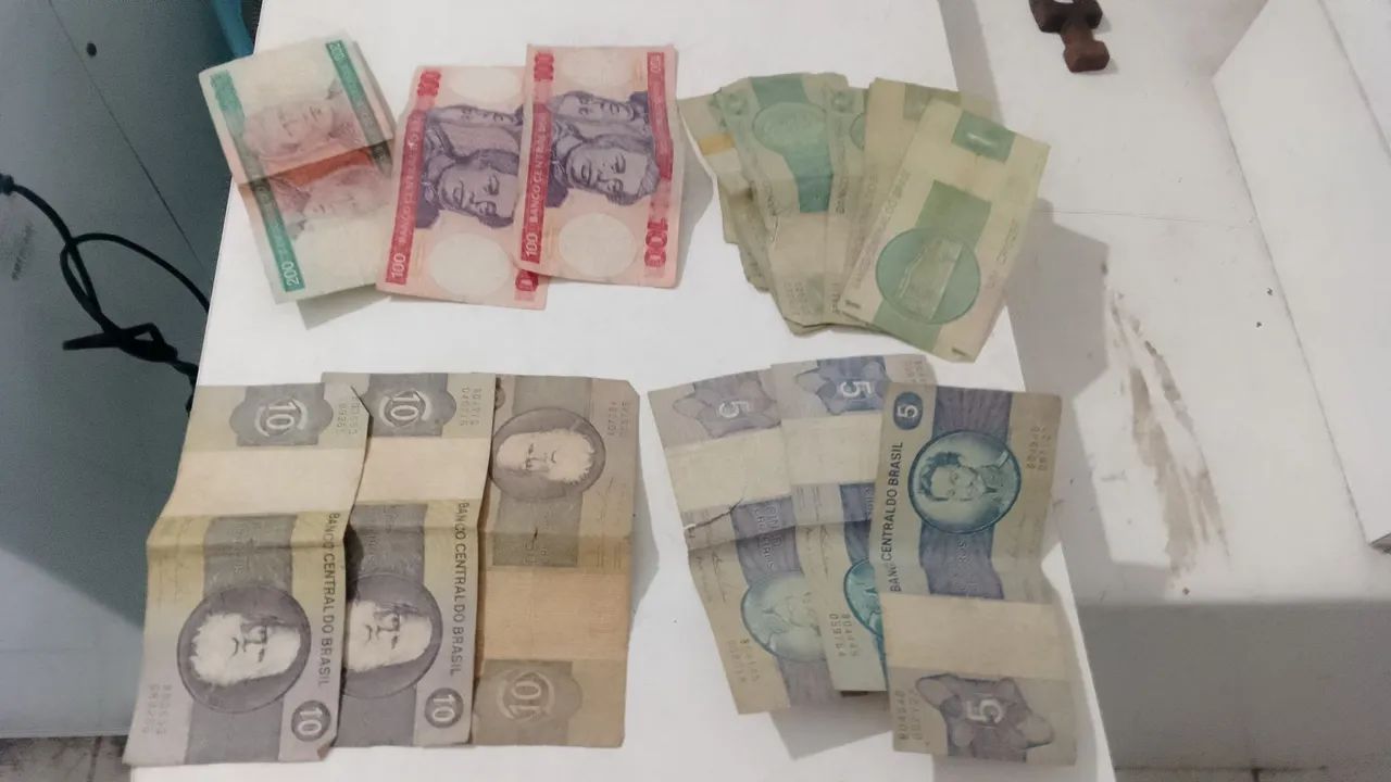 Notas de cruzeiro antiga 17 notas