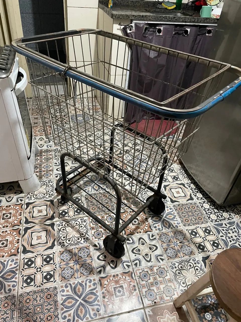 Carrinho para condomínio grande