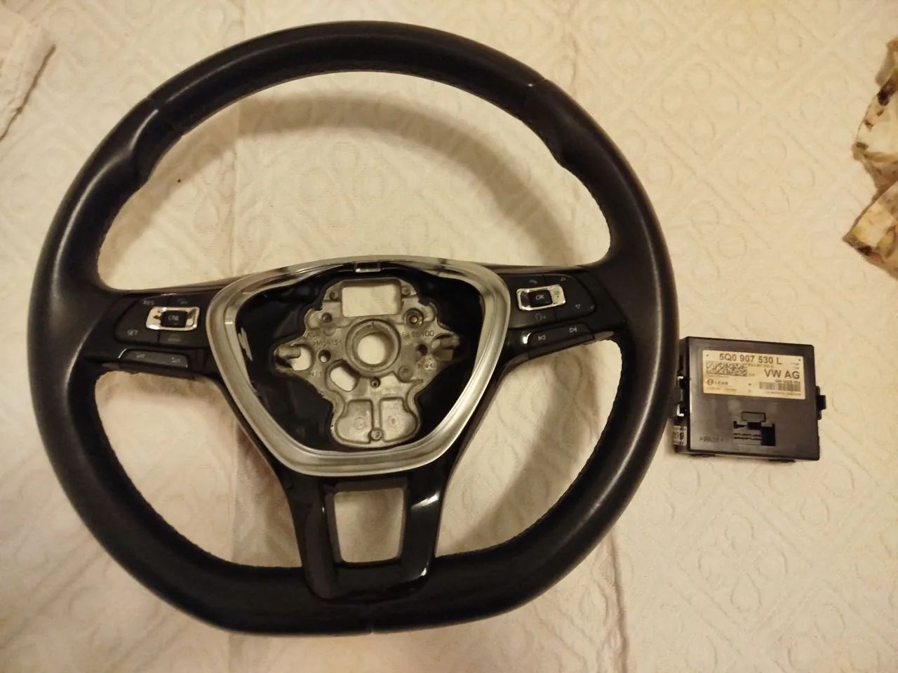 Volante multifuncional e Gateway mid