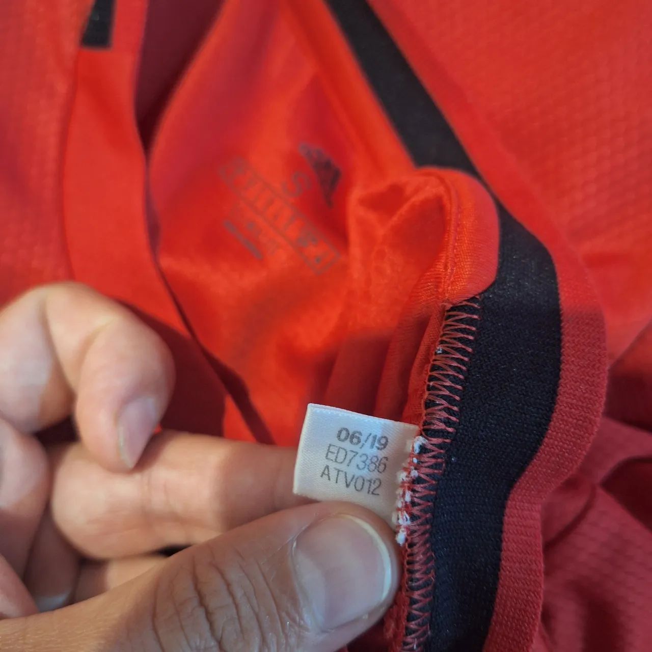 Camisa Manchester United Inglaterra adidas 2019 - Foto 5
