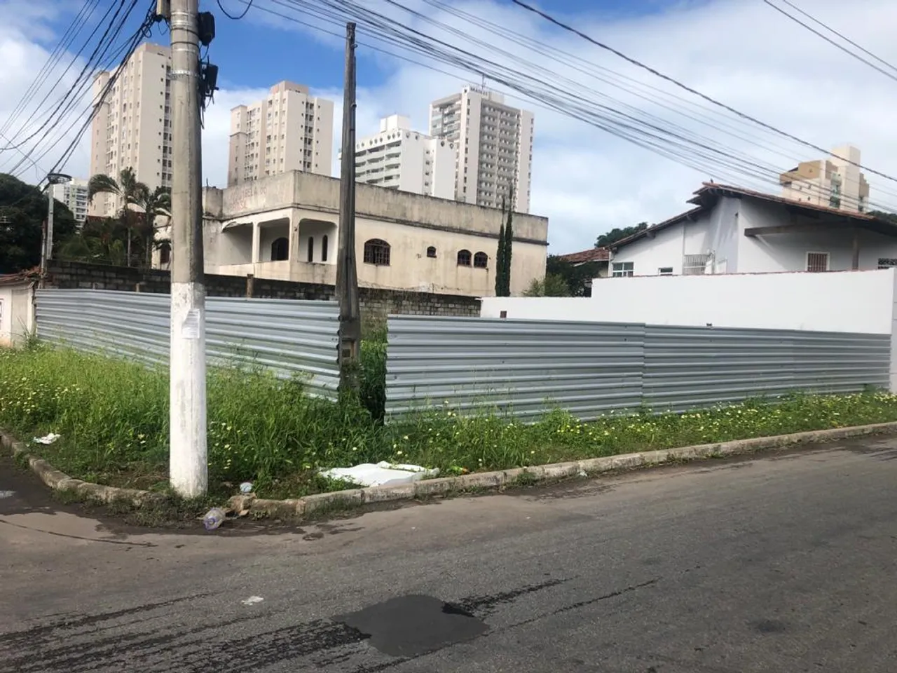 Alugo Terreno com 350 m² em Praia de Itaparica Vila Velha