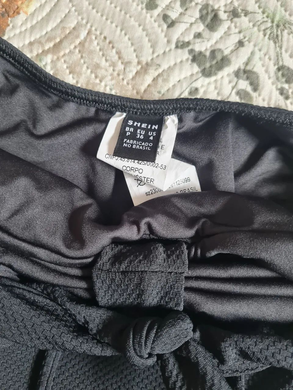 Maiô Preto com Detalhe de Laço - Novo! - Foto 3