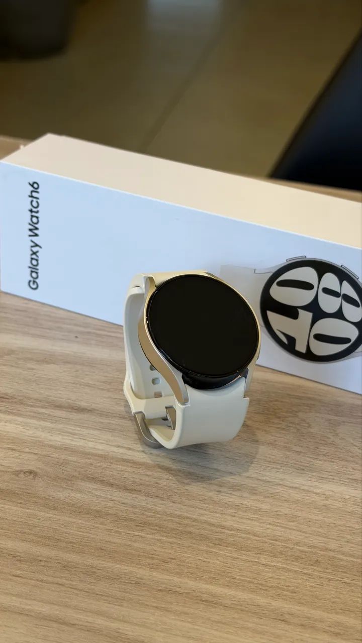 Galaxy Watch6 40mm LTE SEMINOVO