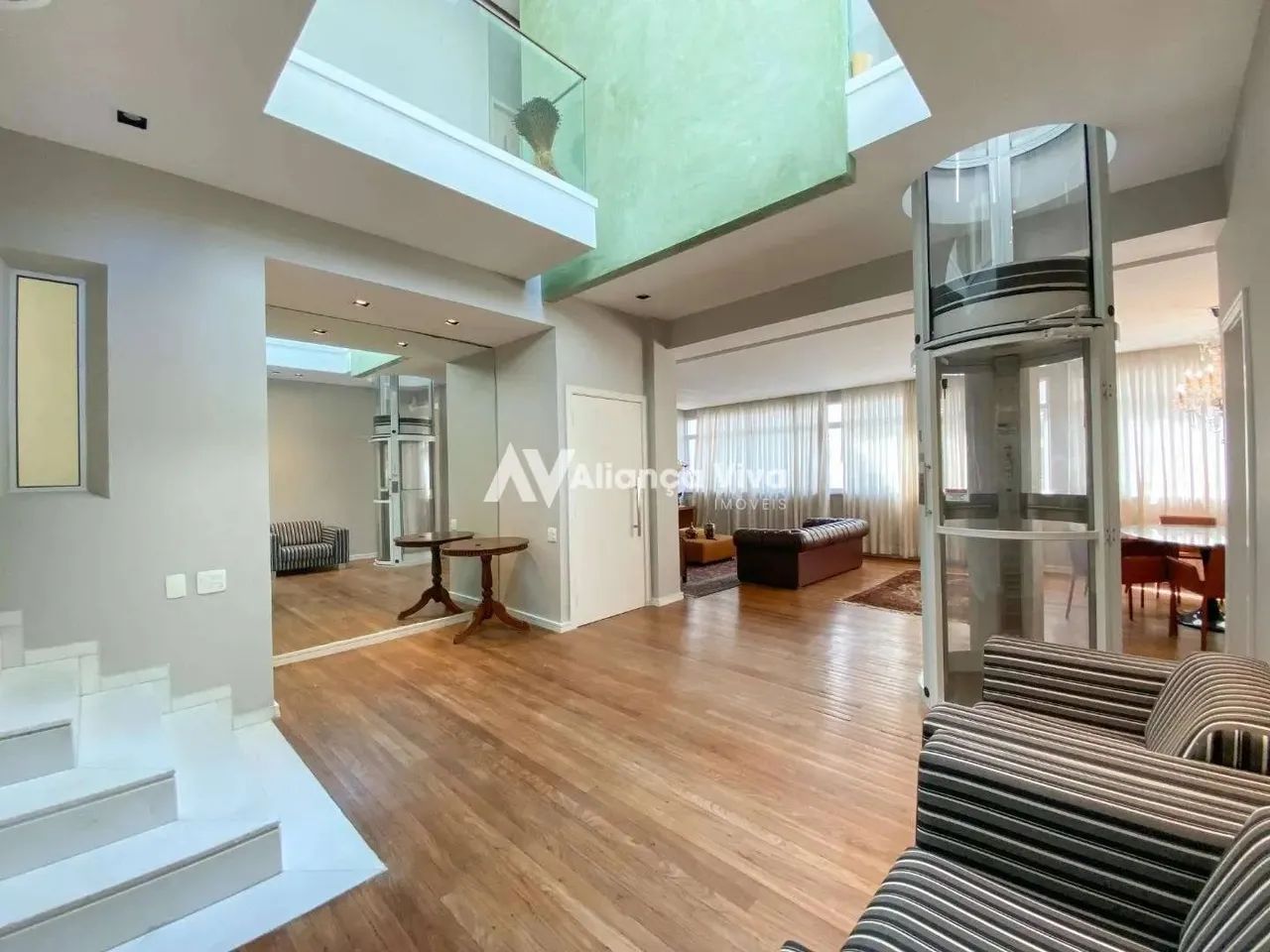 Exclusivo - Cobertura com 5 quartos, 314 m² - Vaga - Foto 2