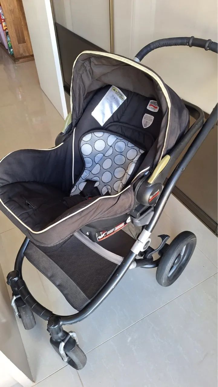 Carrinho de bebê britax 3 em 1 - Foto 3