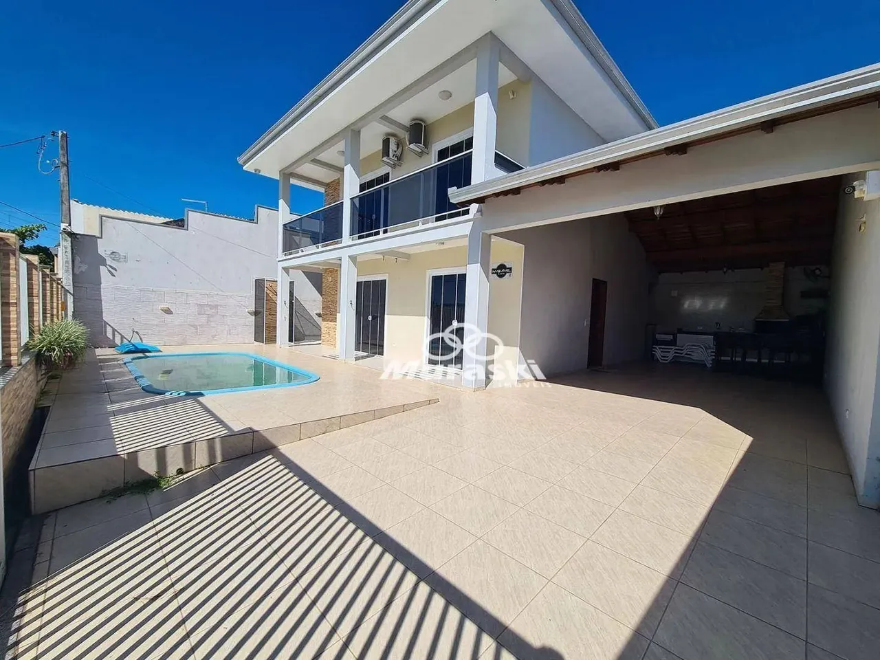 Casa com 5 dormitórios para alugar, 178 m² por R$ 900,00/dia - Coroados - Guaratuba/PR