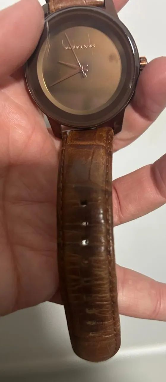 Relógio Michael Kors pulseira de couro - Foto 3