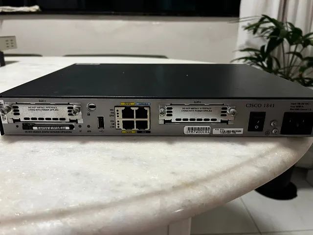 Roteador Cisco 1841 - Série 1800 - Foto 2