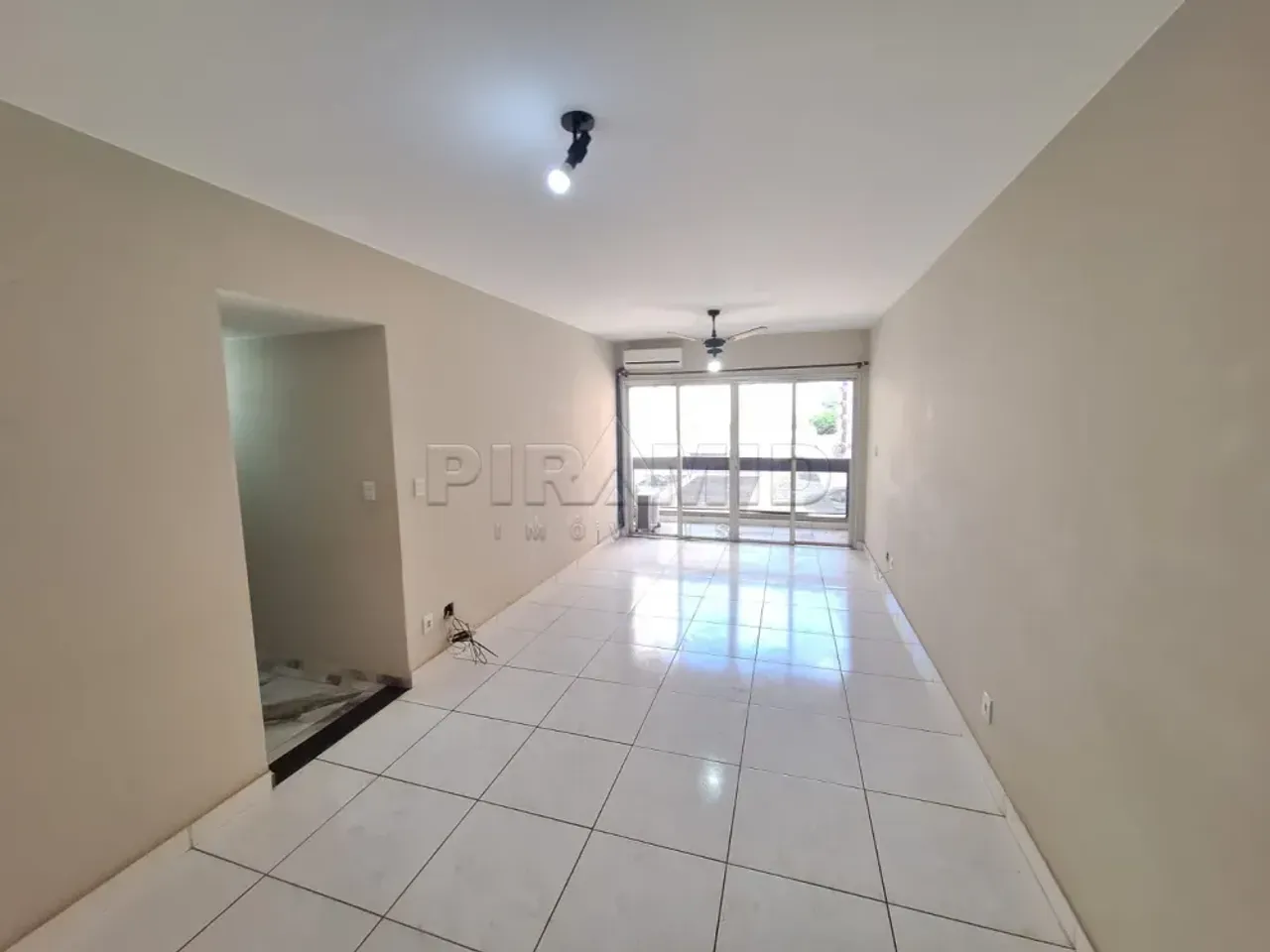 Apartamento padrão, bairro Santa Cruz, Zona Sul em Ribeirão Preto/SP;