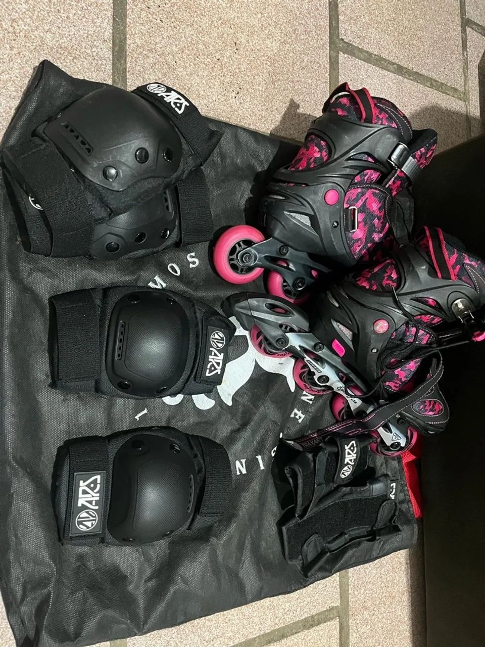 Patins Inline Rosa e Preto - Sport Fine - Foto 2