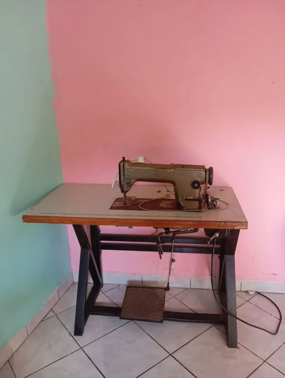 Máquina de costura industrial