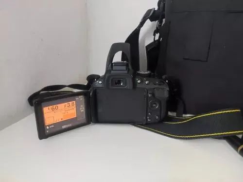 Câmera DSLR Nikon D5100 OPORTUNIDADE - Foto 6