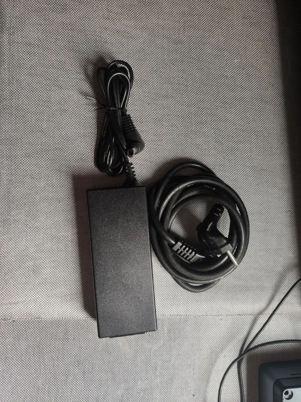 Fonte Carregador LG Original AAH-01 24V 2.71A - Foto 2