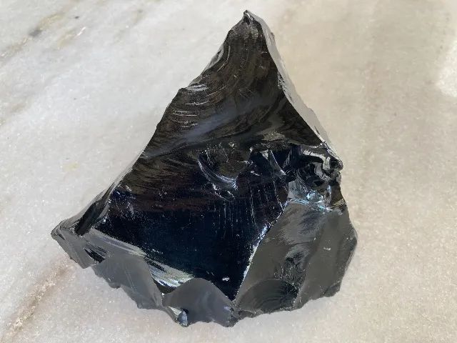 Obsidiana Preta em Bruto - Foto 3