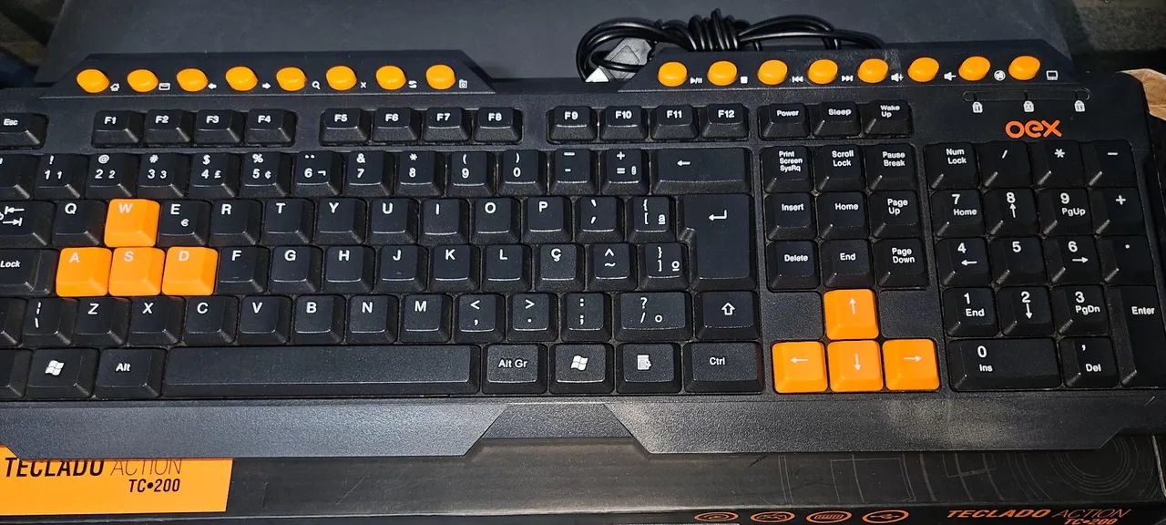 Teclado.64374418318595120