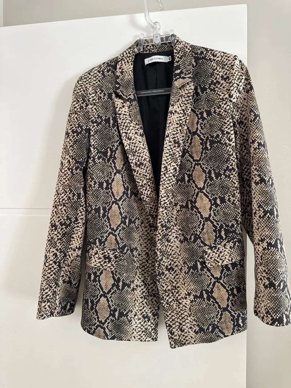 Blazer Feminino Estampa cobra Gregory  - Foto 3