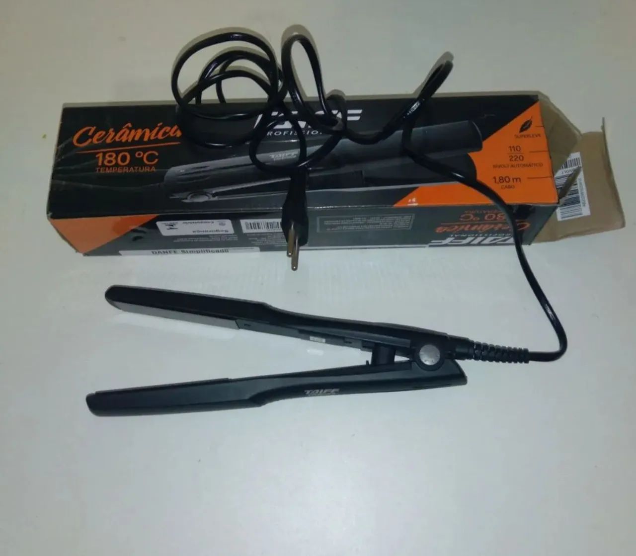 Prancha profissional Taiff 180°C. NOVA!