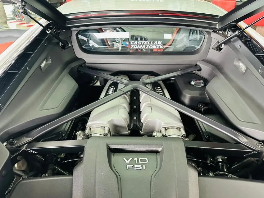 AUDI R8 COUPE QUATTRO V10 2018 - Foto 5