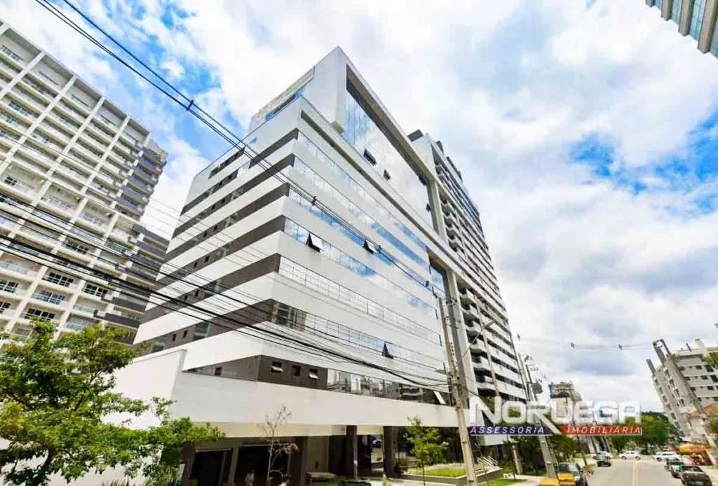 Sala Comercial à Venda ou Locação em Curitiba-PR, Vila Izabel: 1 Sala, 1 Banheiro, 1 Vaga,