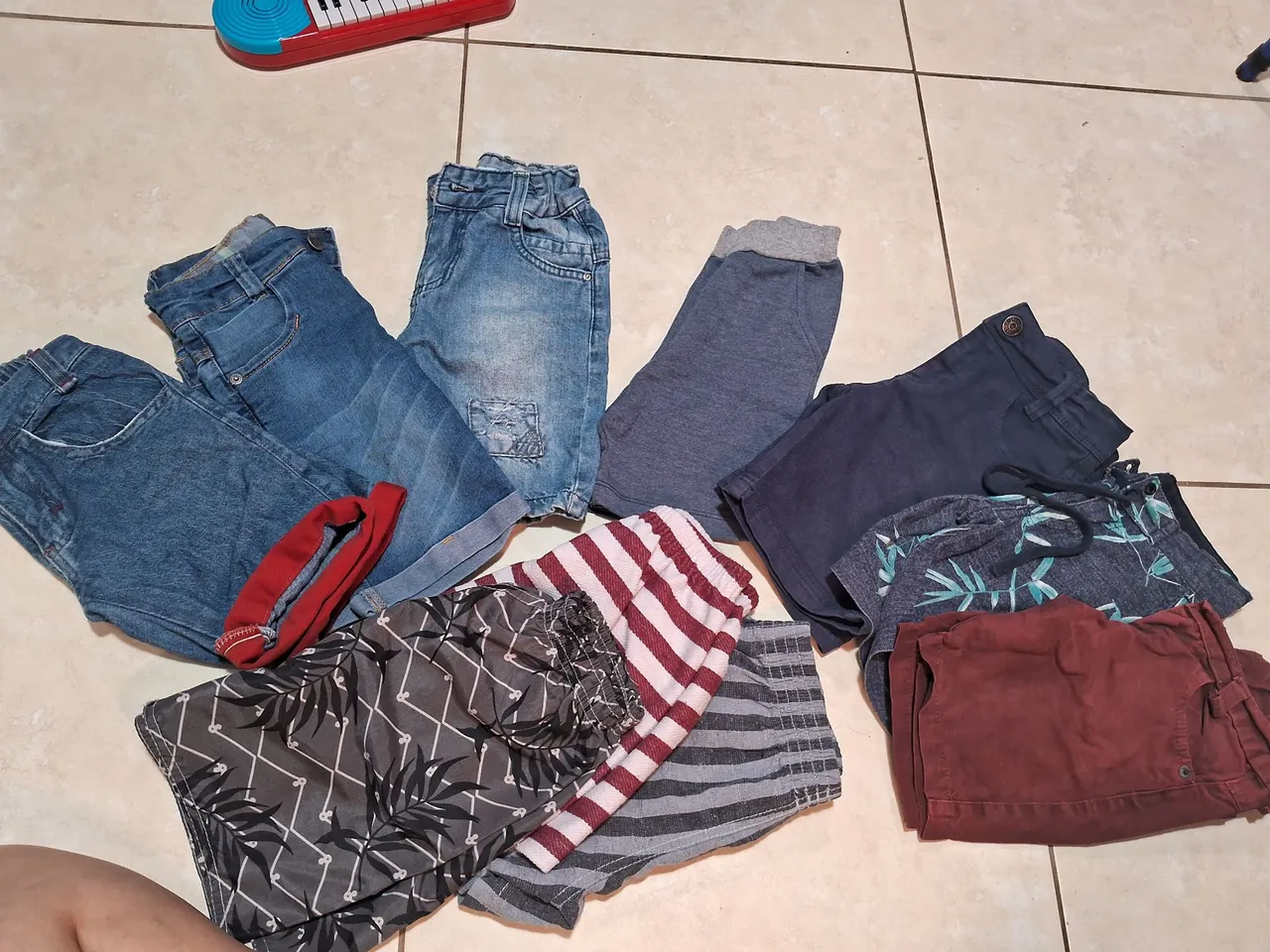 Lote de Shorts e Bermudas Infantis