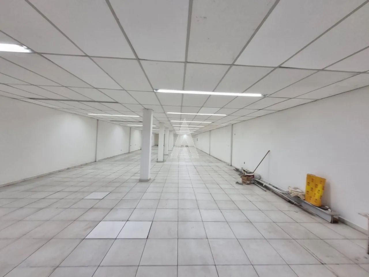 Loja perto do terminal no Centro de Joinville - Foto 4