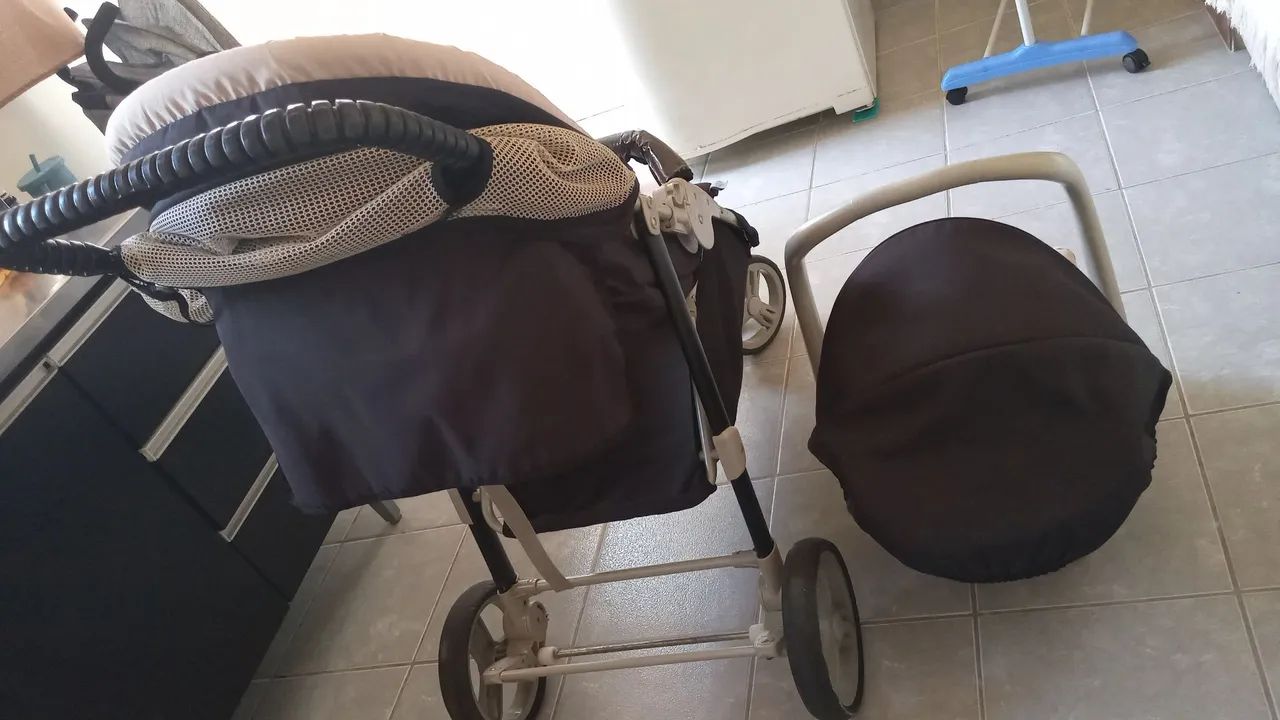Carrinho de bebê - Foto 2