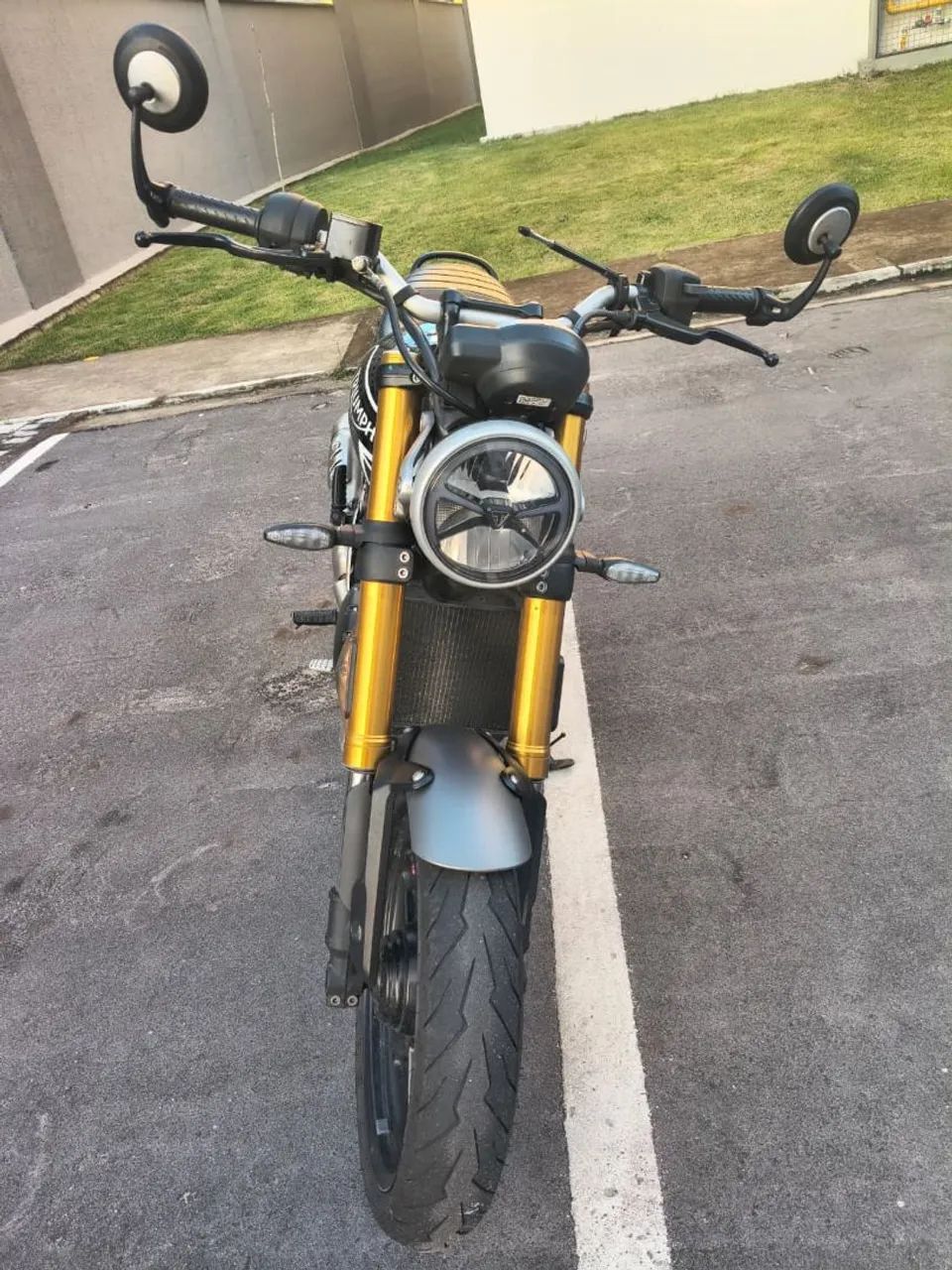 TRIUMPH SPEED 400 - Foto 2