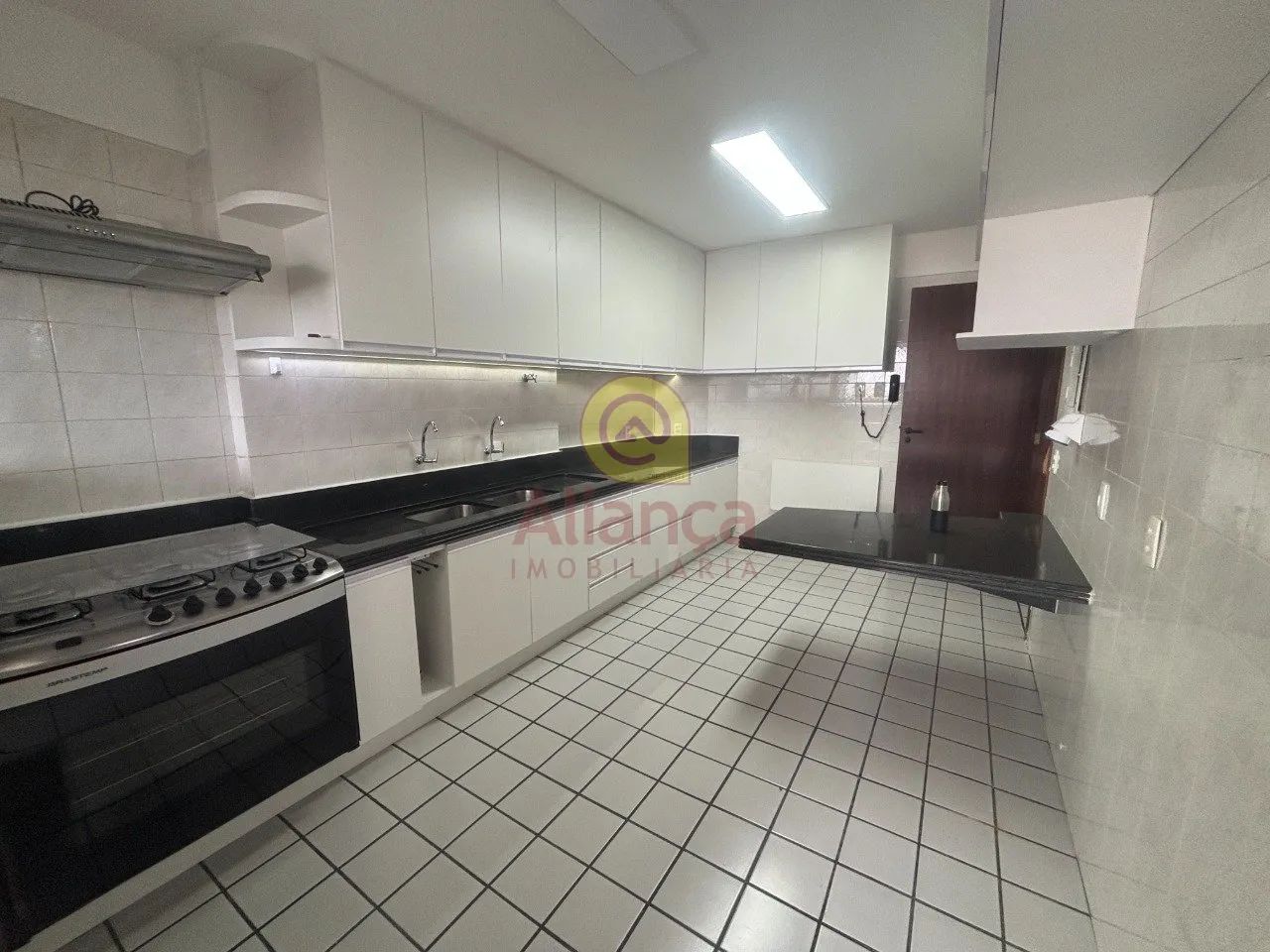 APARTAMENTO BEM ESPAÇOSO EM LAGOA NOVA - Foto 16