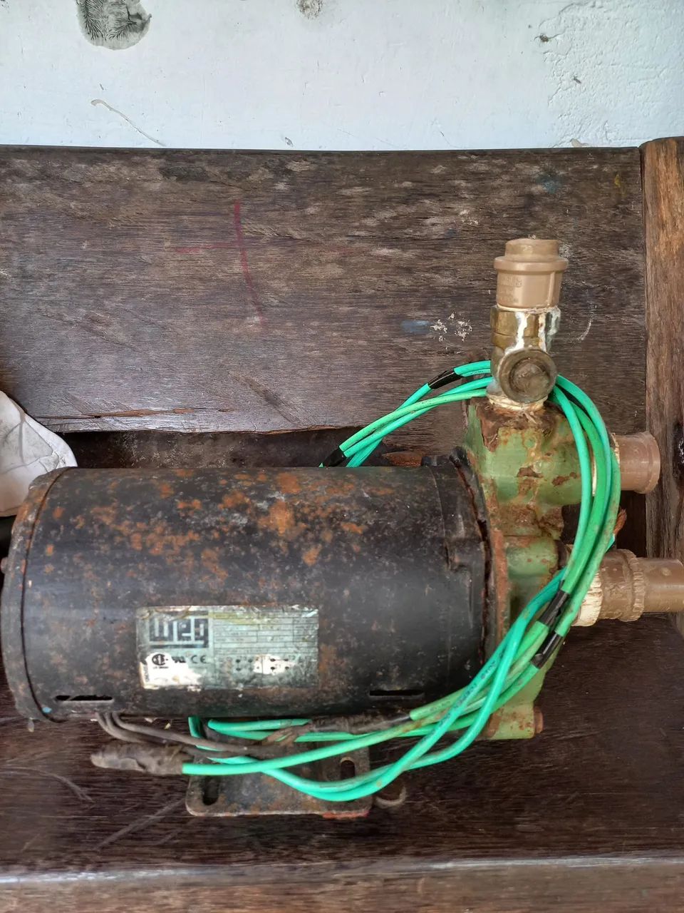 Bomba d'água 1cv injetorá usada funcionando perfeitamente shinayde.  - Foto 3