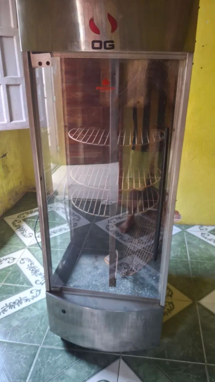 Máquina de assar frango 