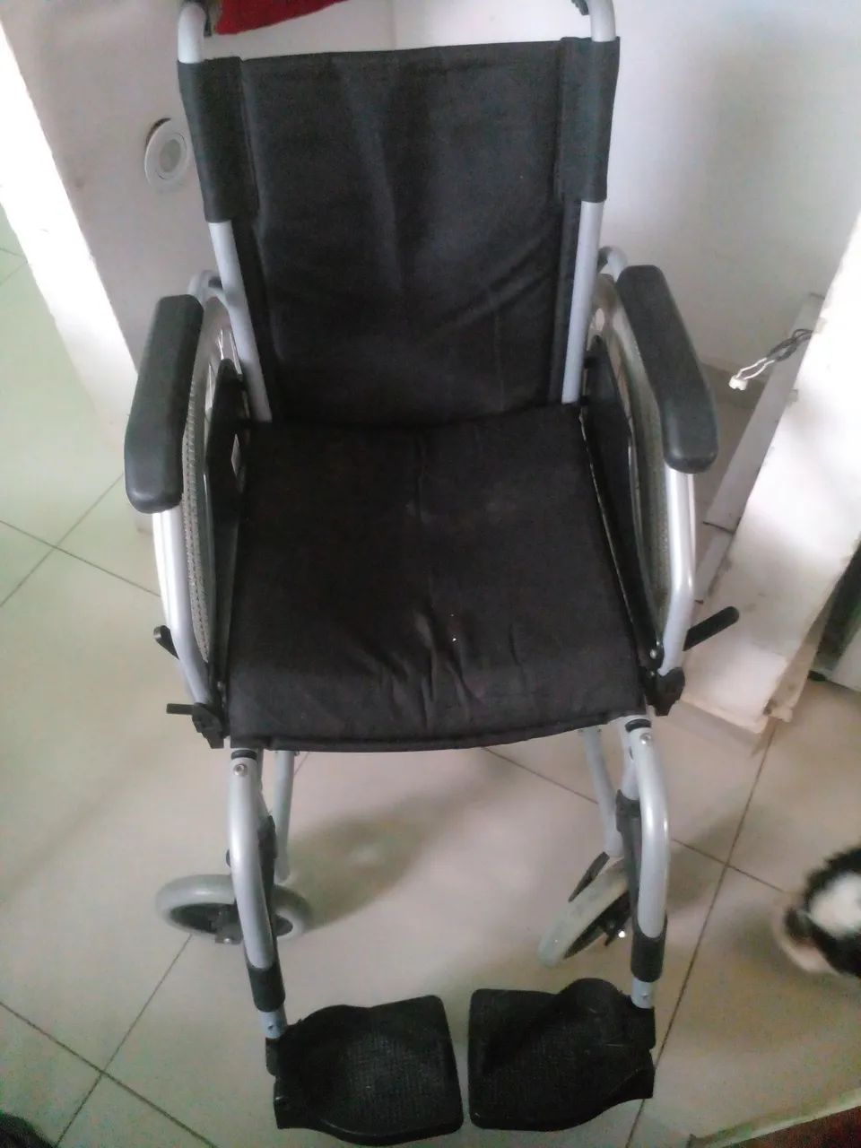 Cadeira de Rodas - Foto 2