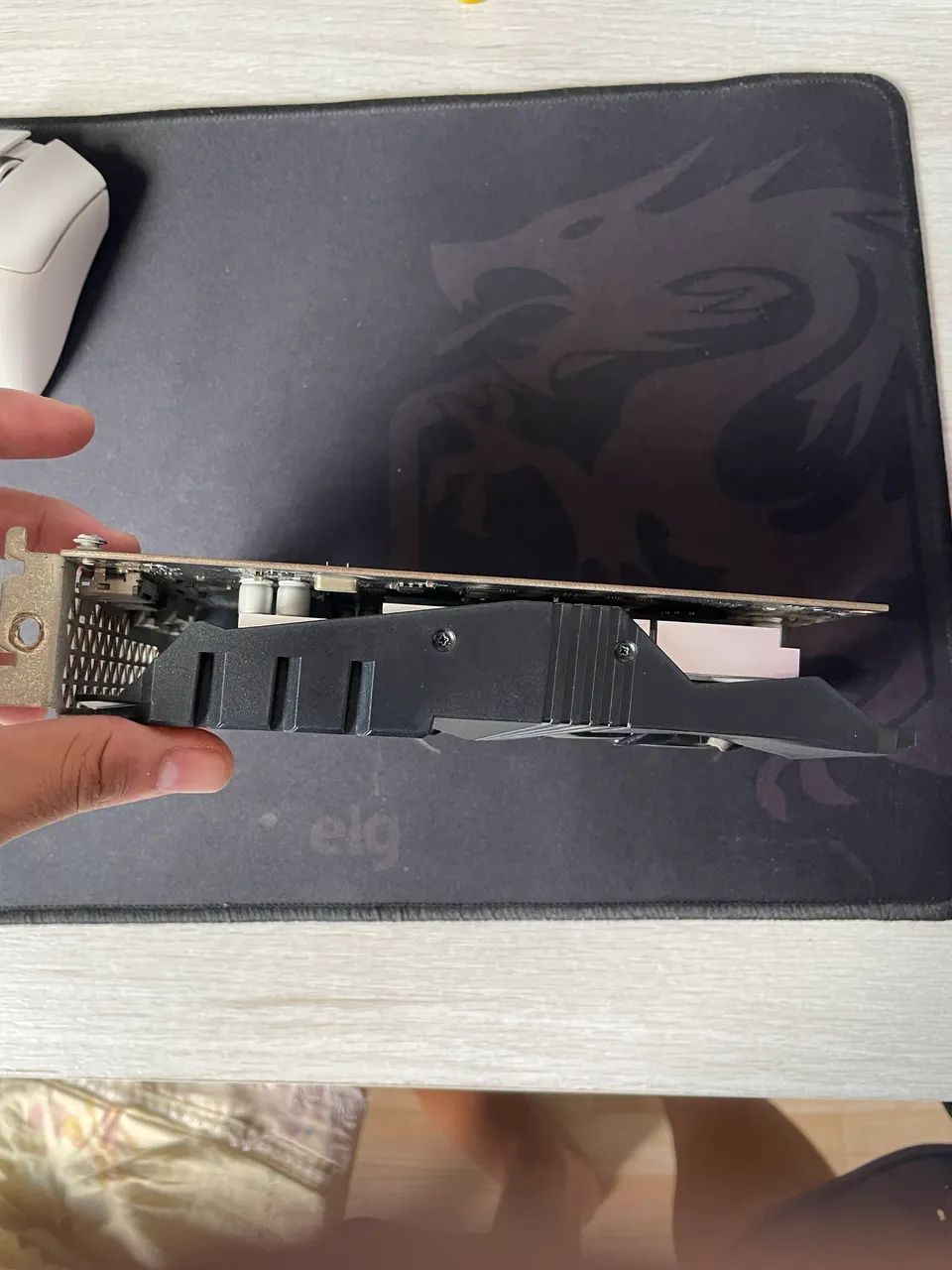     NVIDIA GeForce GTX 1050 Ti - Foto 3