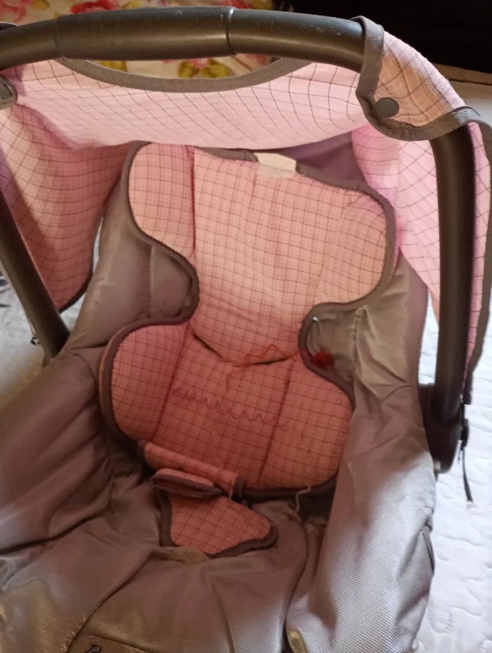 Vende está cadeirinha 