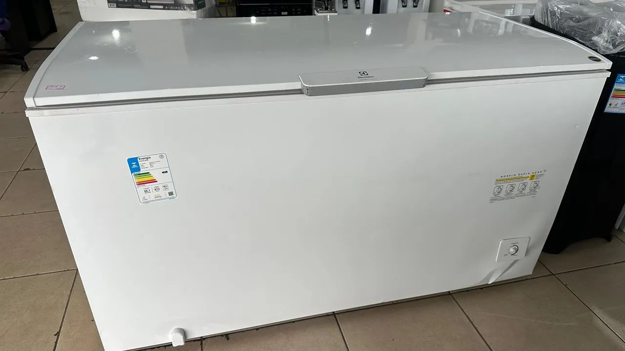 eheim2078(50/60hz) 中古 Freezer Horizontal Dupla Ação - Geladeiras e Freezers - Setor