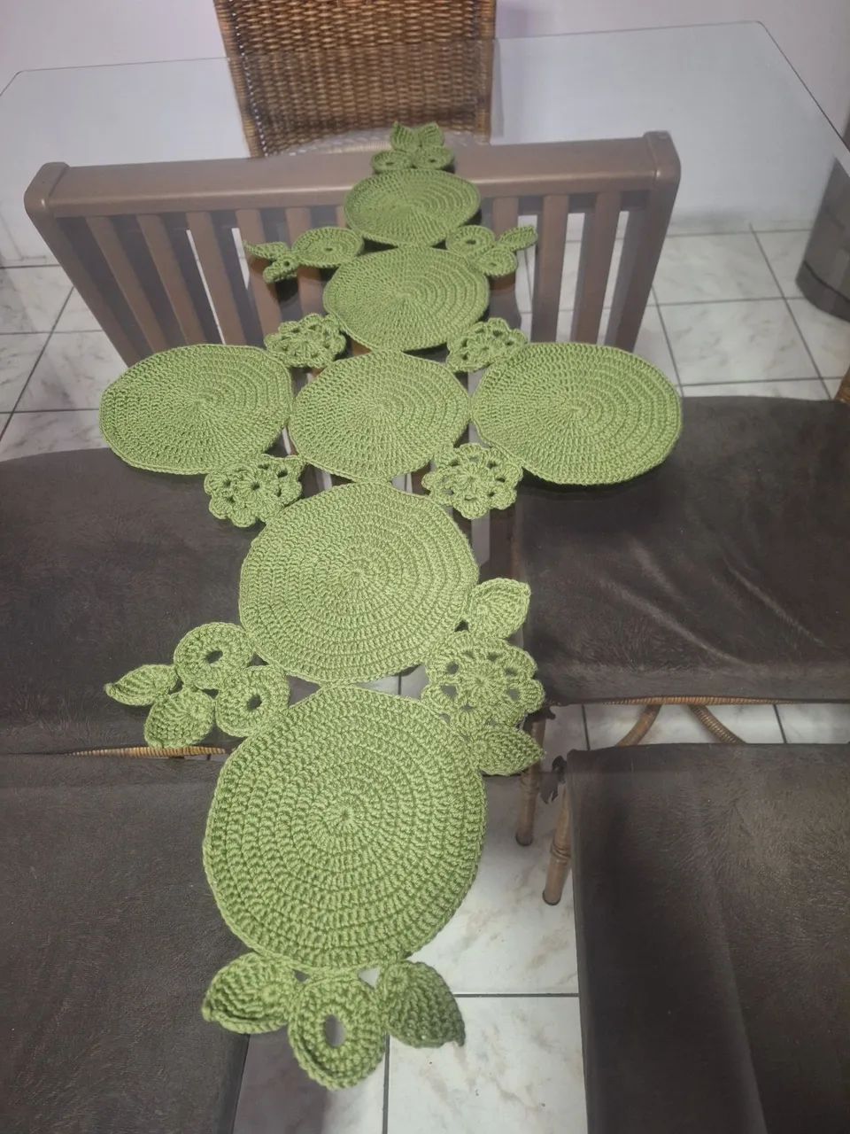 Toalha de mesa (trilho)